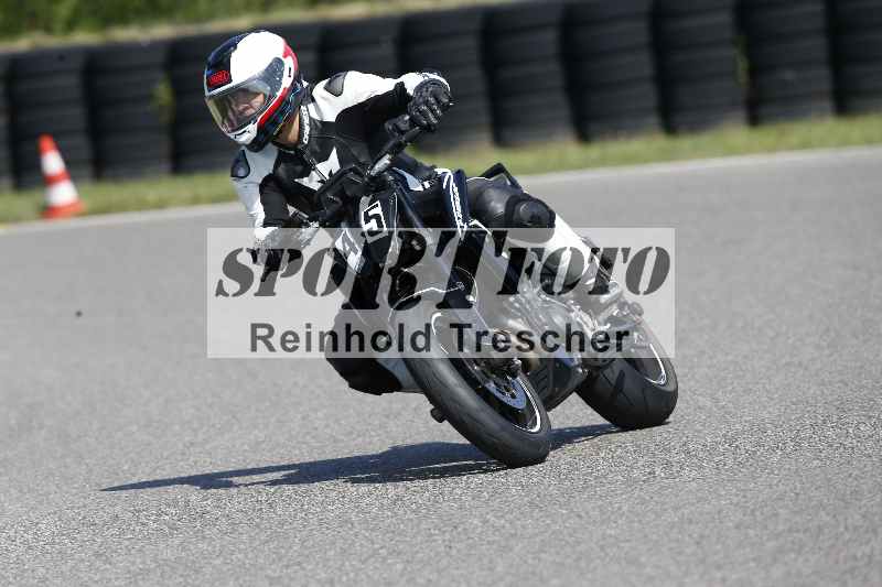 /44 09.08.2025 Plüss Moto Sport ADR/Einsteiger/45